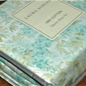 LAURA ASHLEY RENA FLORAL QUEEN SHEET SET